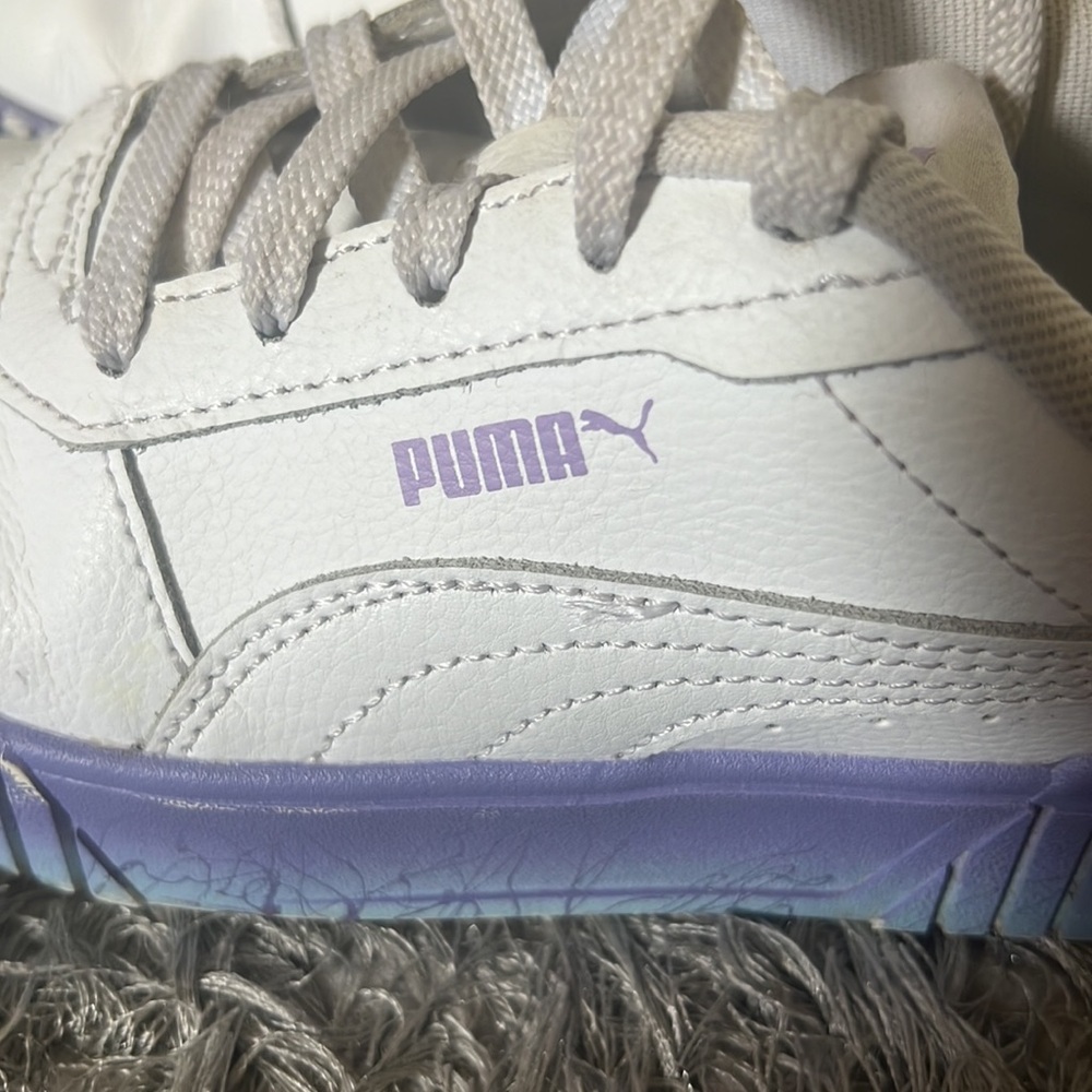 Kids platform puma sneaker, super cute!❤️ - Picture 2 of 8